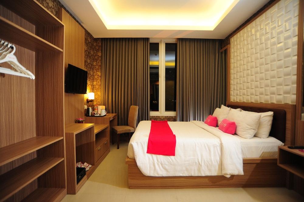 Aston Inn Rembang Exterior photo
